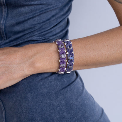 AMO bracelet with iolites